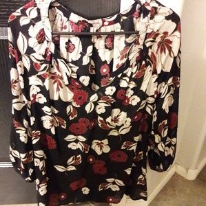 Oversized scoop neck dressy blouse!